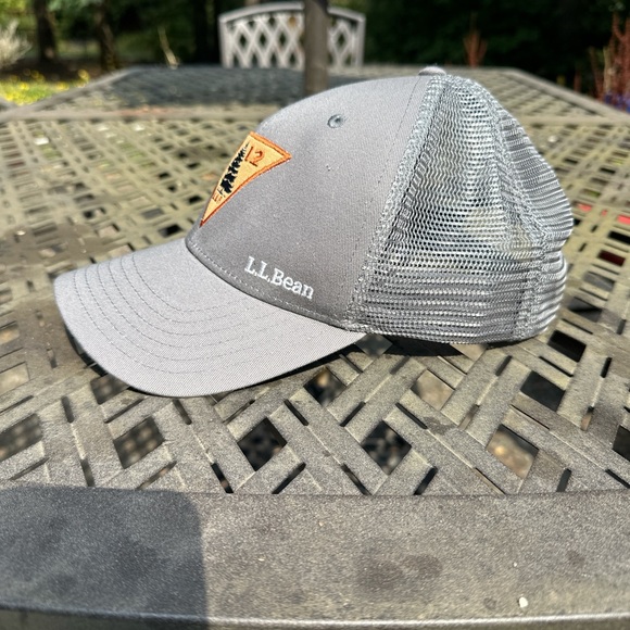 L.L.Bean 1912 Triangle Tree Patch Gray Trucker Hat - Picture 2 of 5